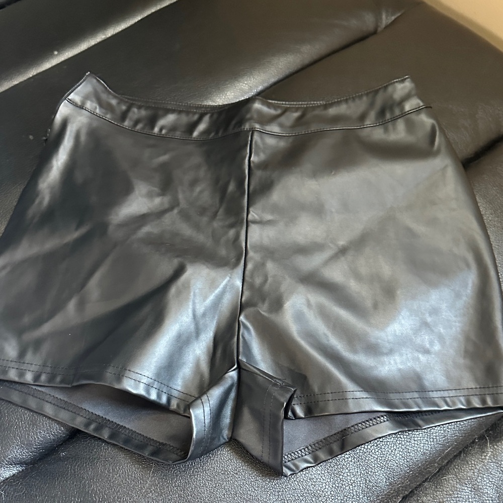 SHEIN Black Faux Leather High-Waist Skort Shorts